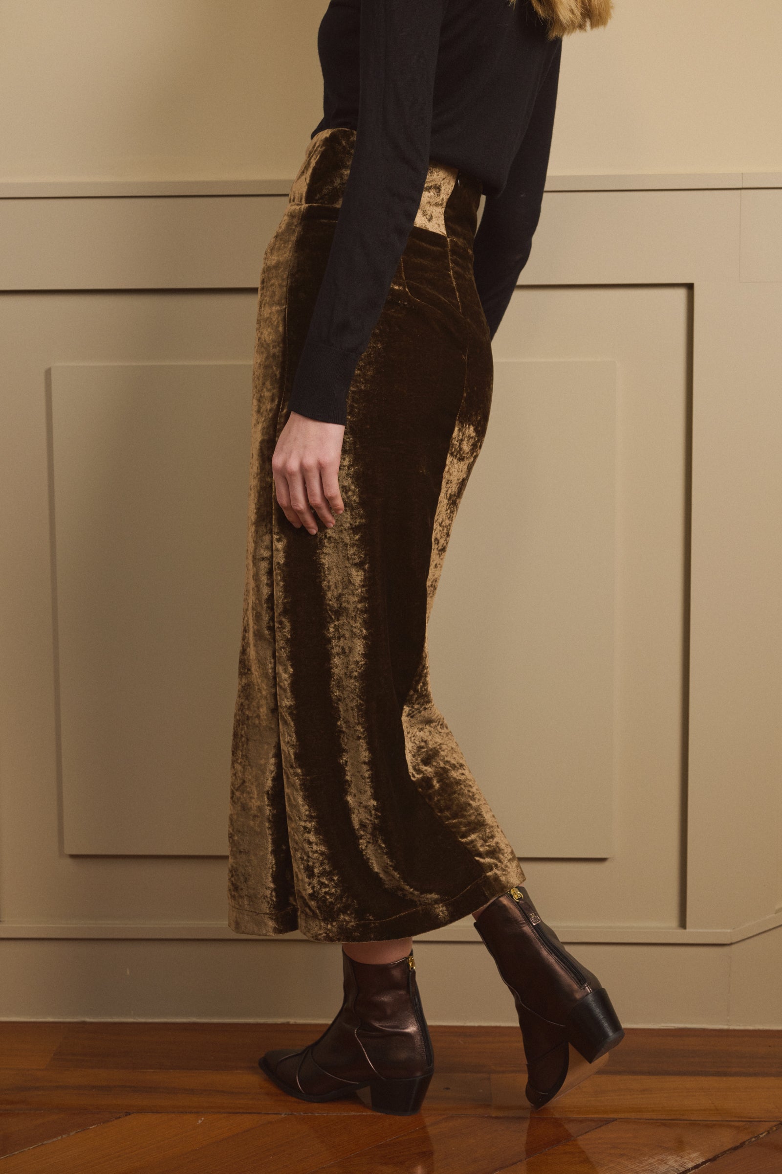 FALDA TERCIOPELO TOPO