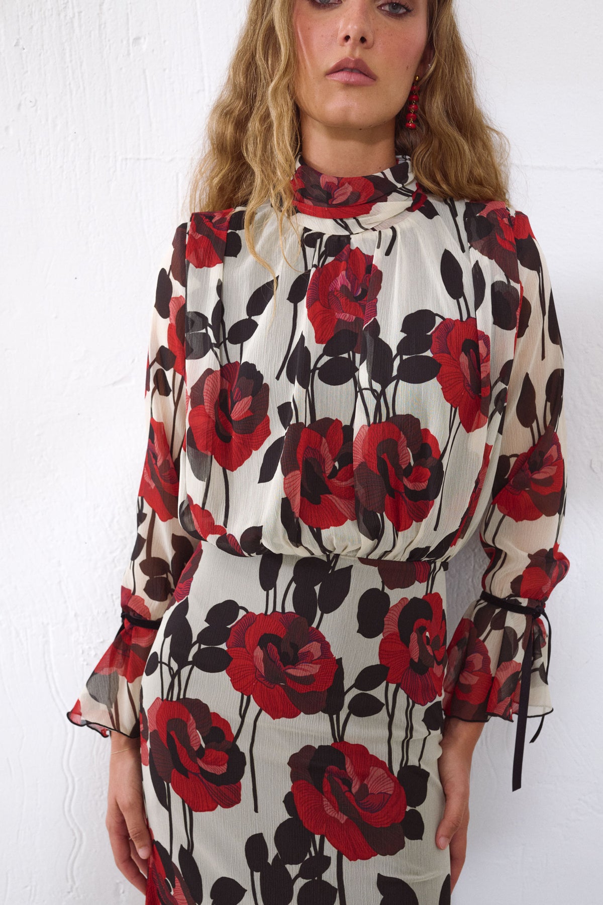 VESTIDO ATRIO FLORES ROJAS