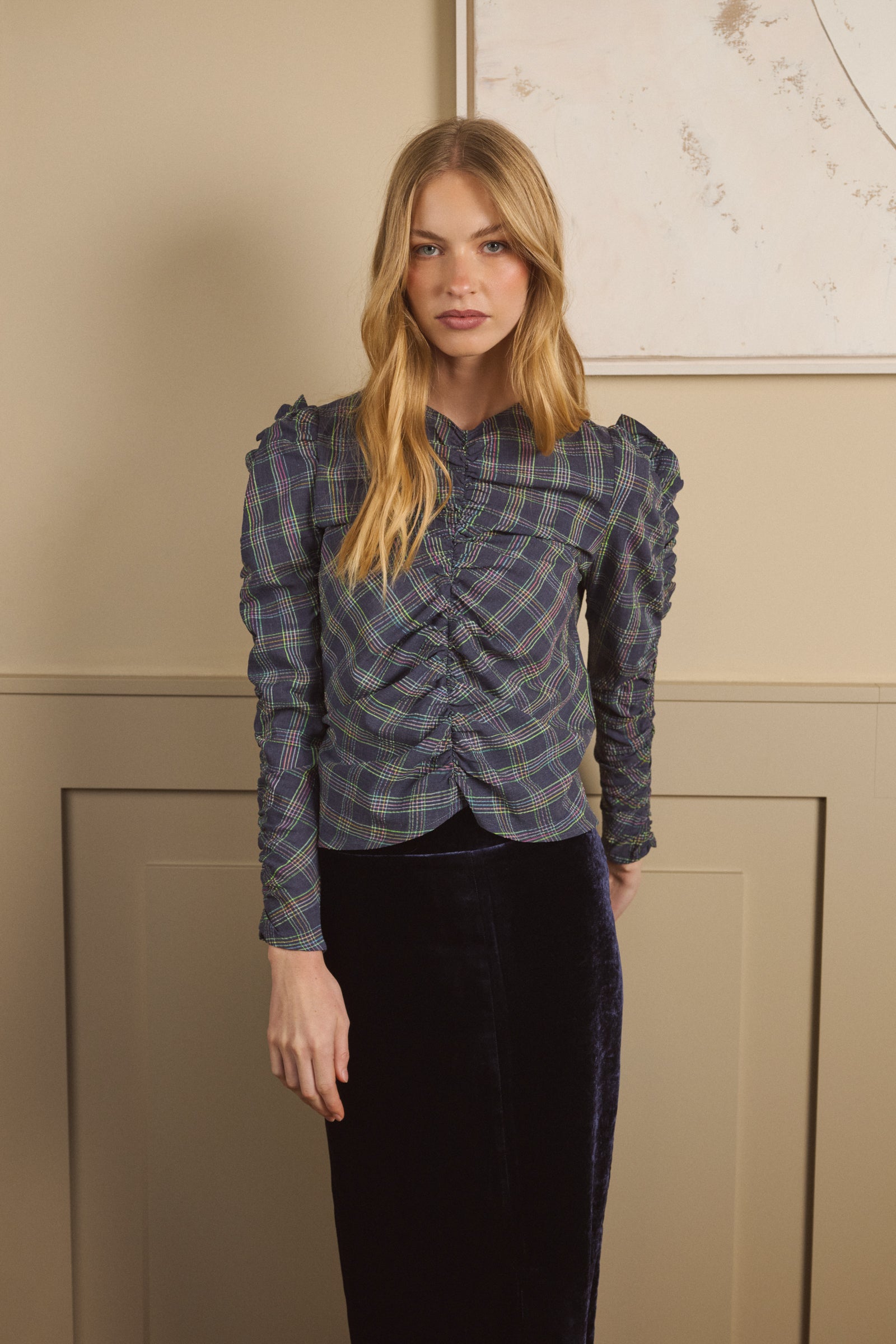 BLUSA FRUNCES CUADROS AZUL