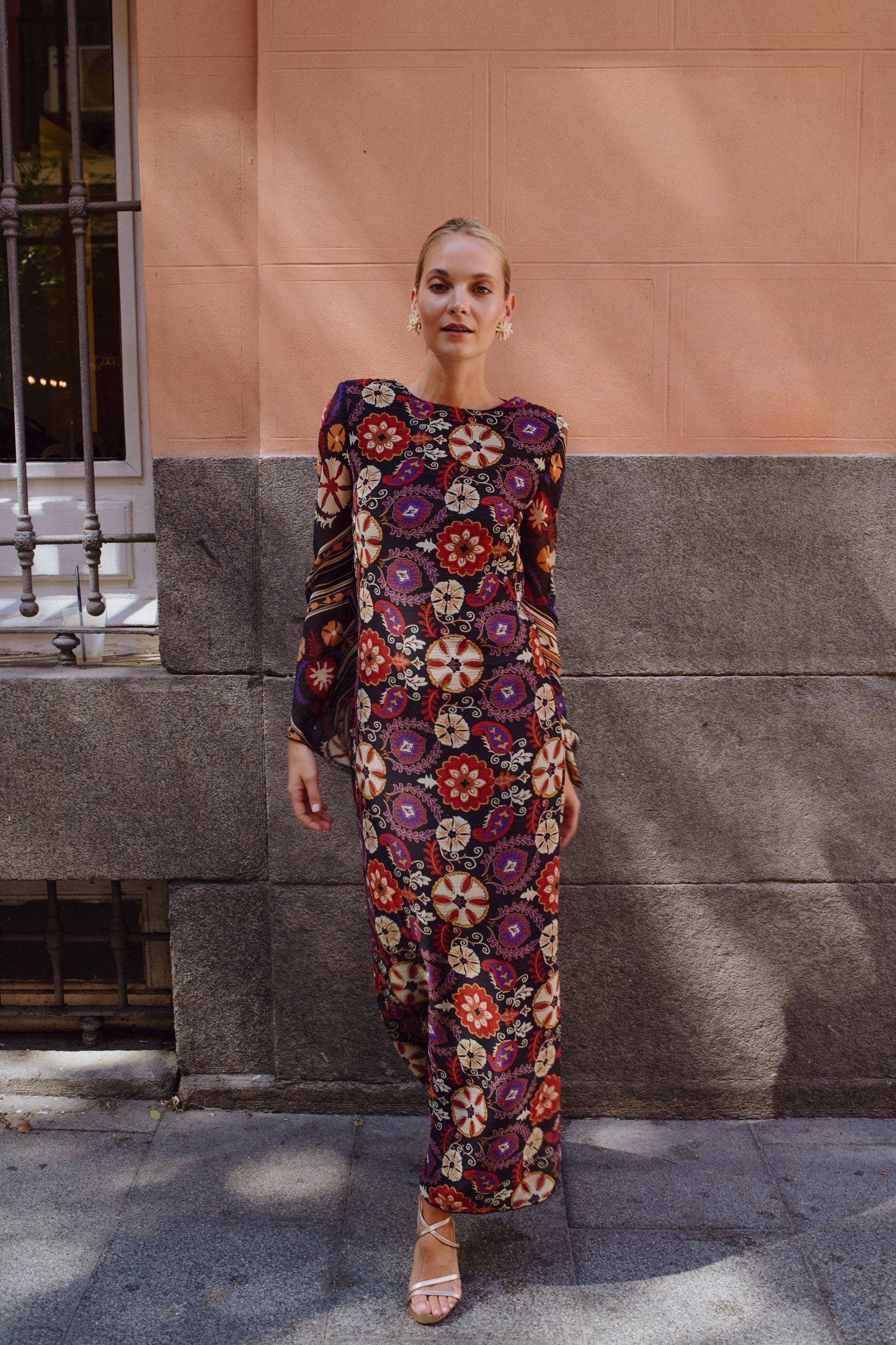 VESTIDO DÁTIL NEGRO