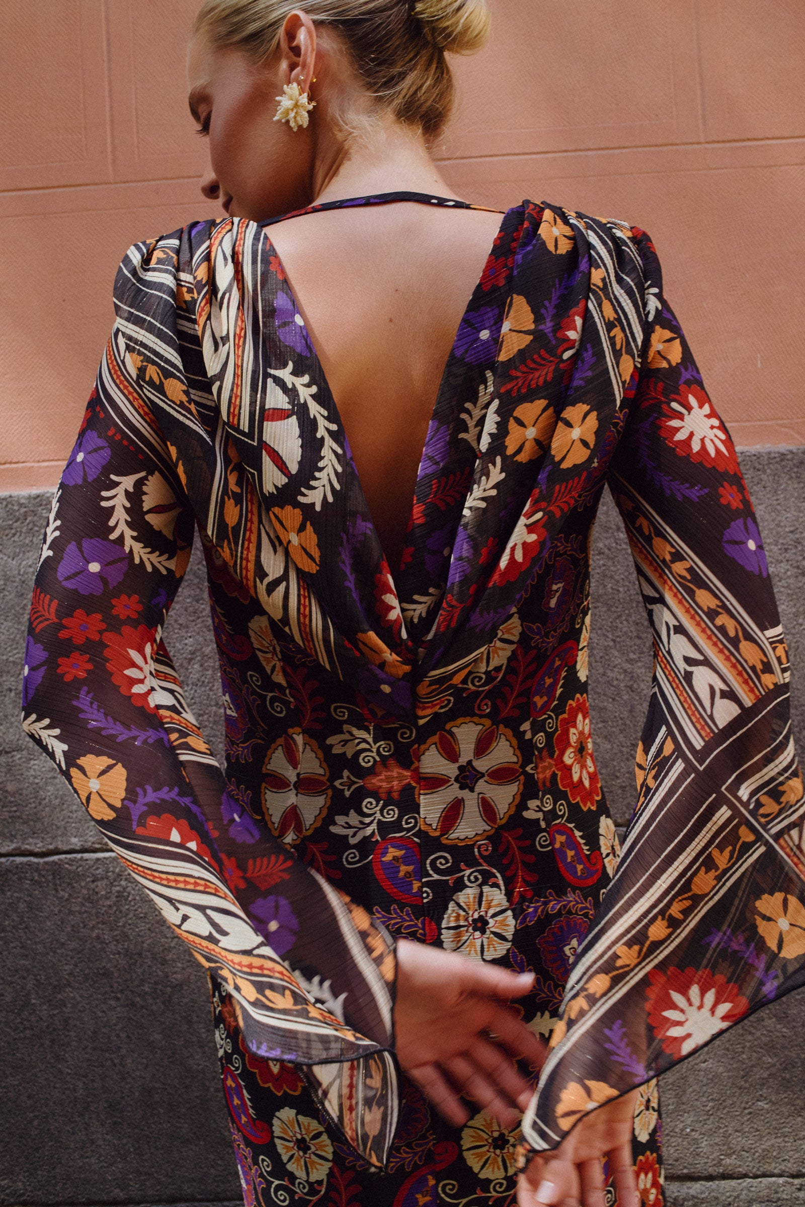 VESTIDO DÁTIL NEGRO