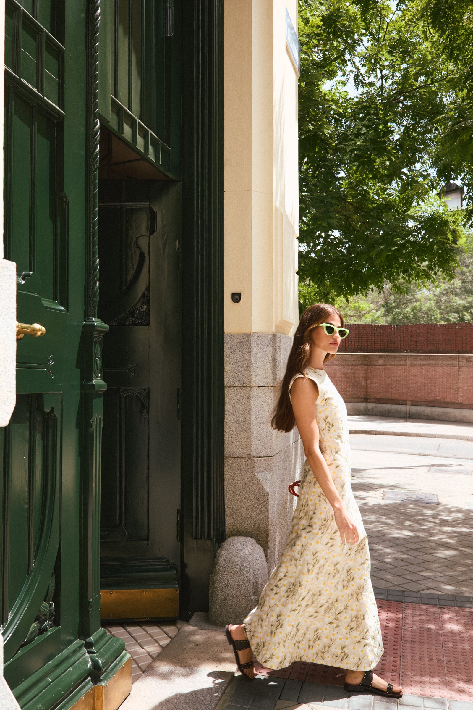 VESTIDO FRUNCE MARGARITAS