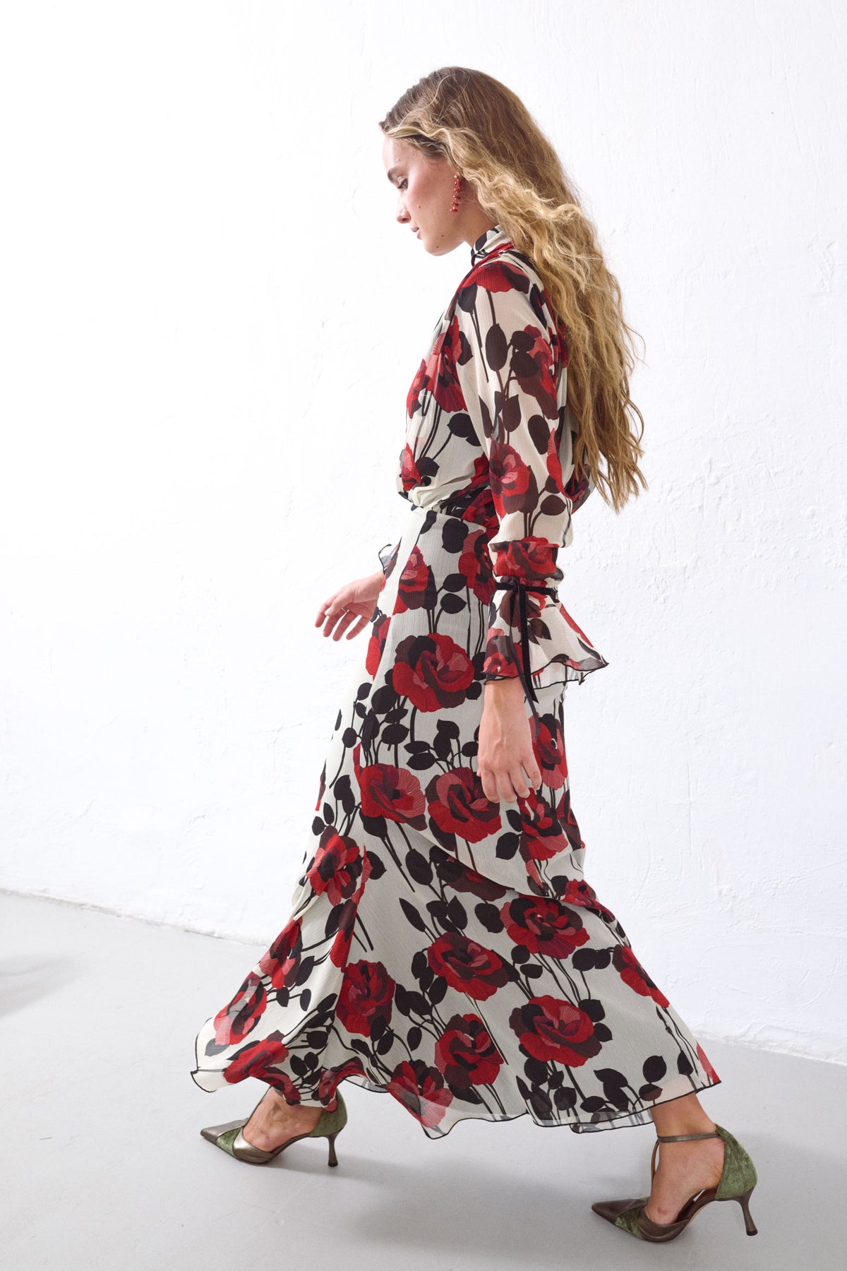 VESTIDO ATRIO FLORES ROJAS