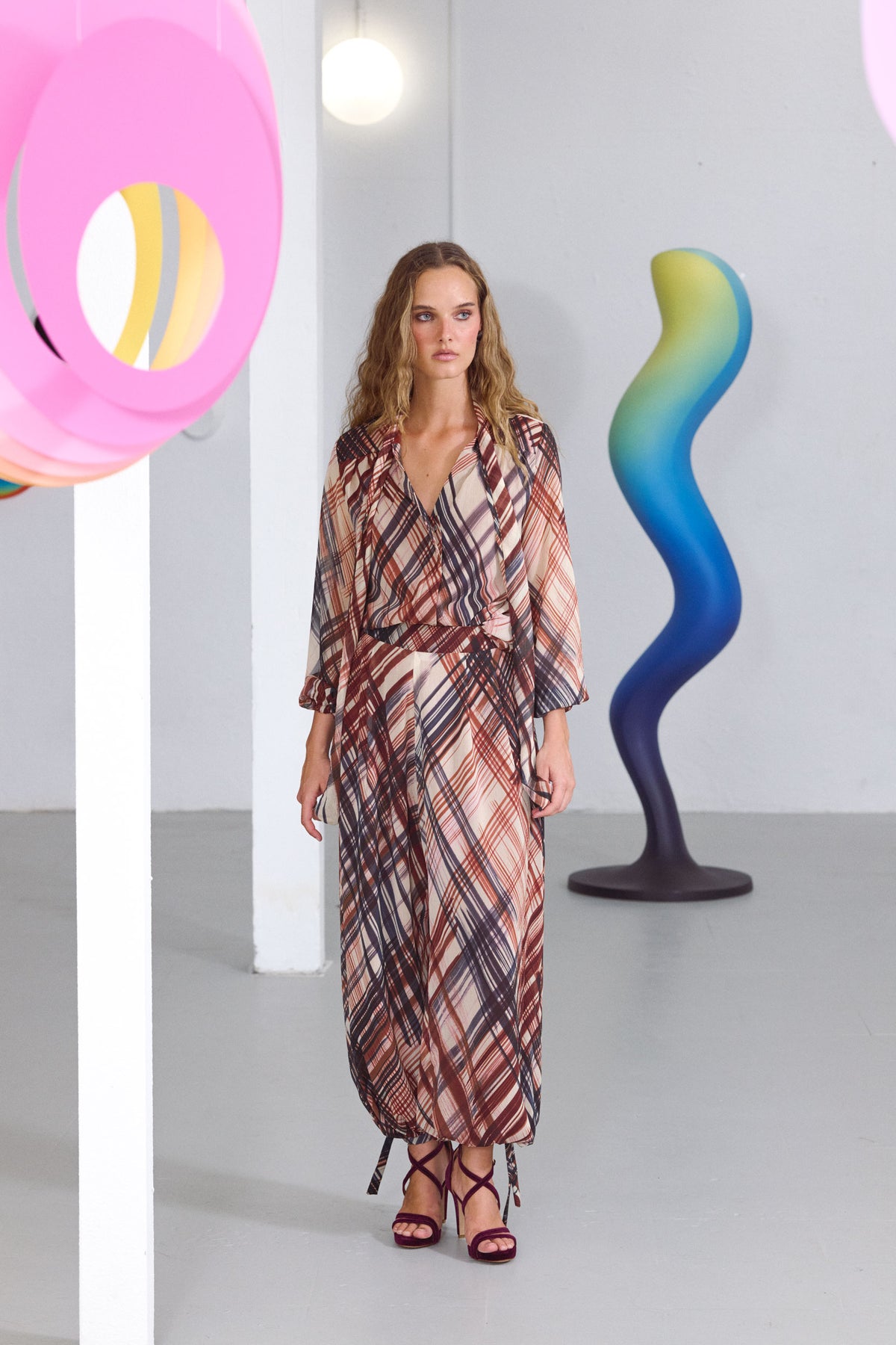 TOTAL LOOK COMPÁS GEOMÉTRICO